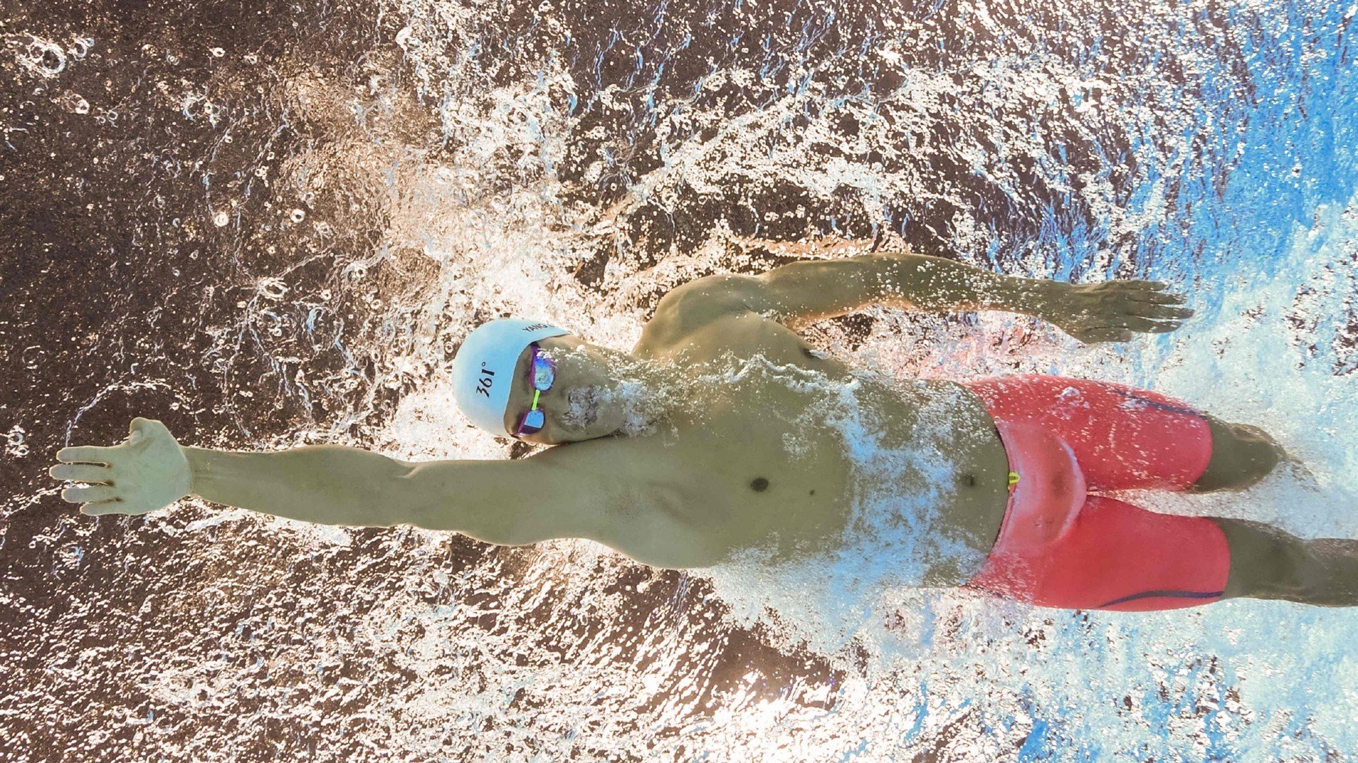 北京鸭内线支柱Richard Solomon两双表现抢眼,北京鸭队